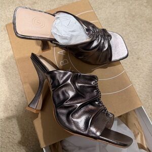 Urban Outfitters Shiny Black Heels